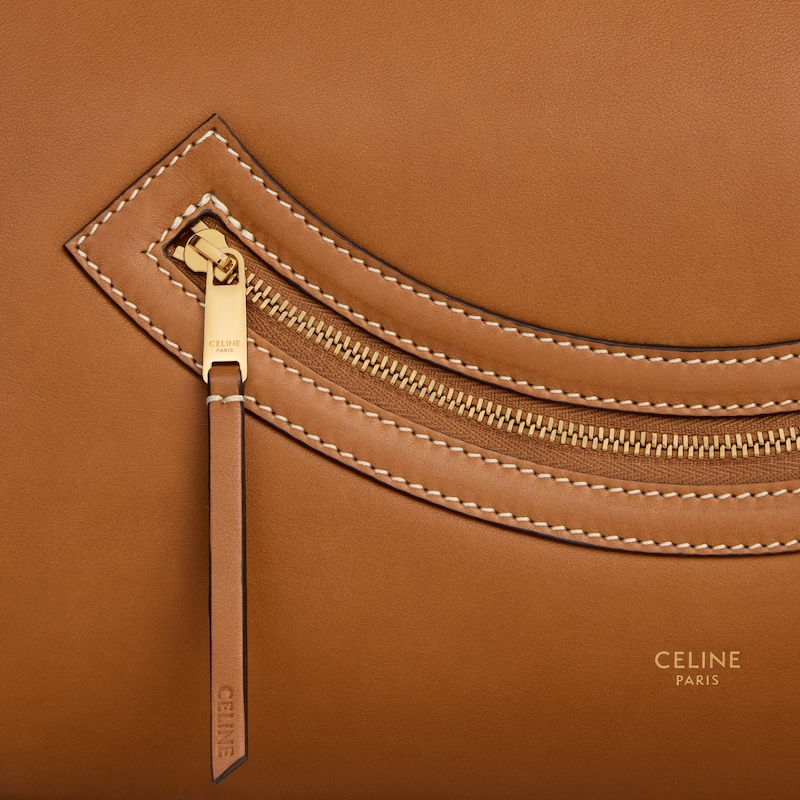 LUGGAGE SMILE GRANDE DE PIEL DE BECERRO NATURAL FLEXIBLE - TOSTADO DORADO - LUGGAGE - 1 | CELINE