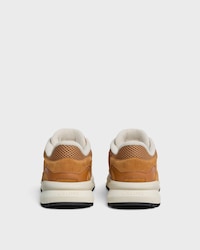RUNNER SNEAKER AUS KALBSLEDER, KALBSVELOURSLEDER UND MESH - SAHARA -  - 2 | CELINE