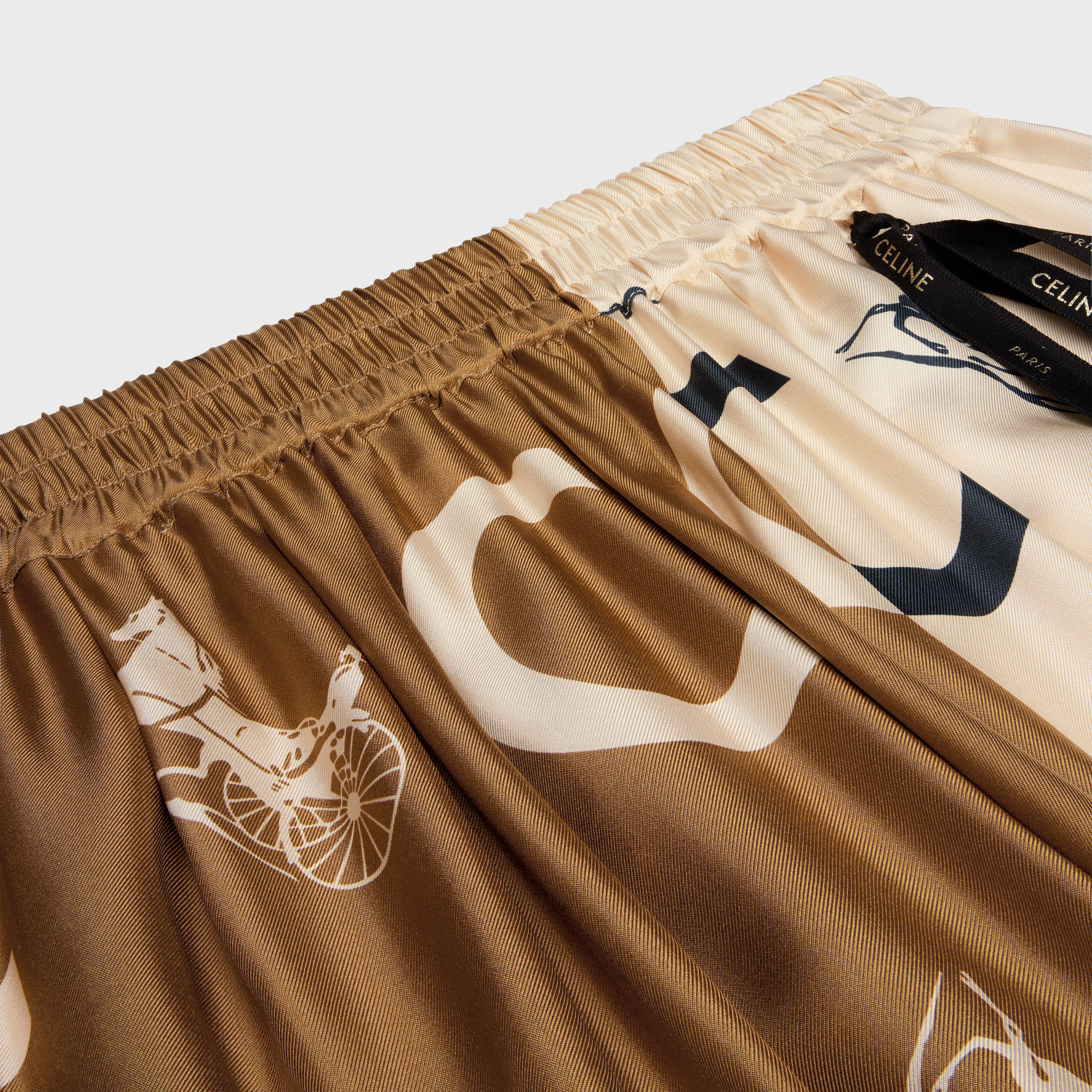 CELINE ワイドレッグ ロゴ コットンショーツ pajama shorts IN silk twill - OFFWHITE/CAMEL | CELINE
