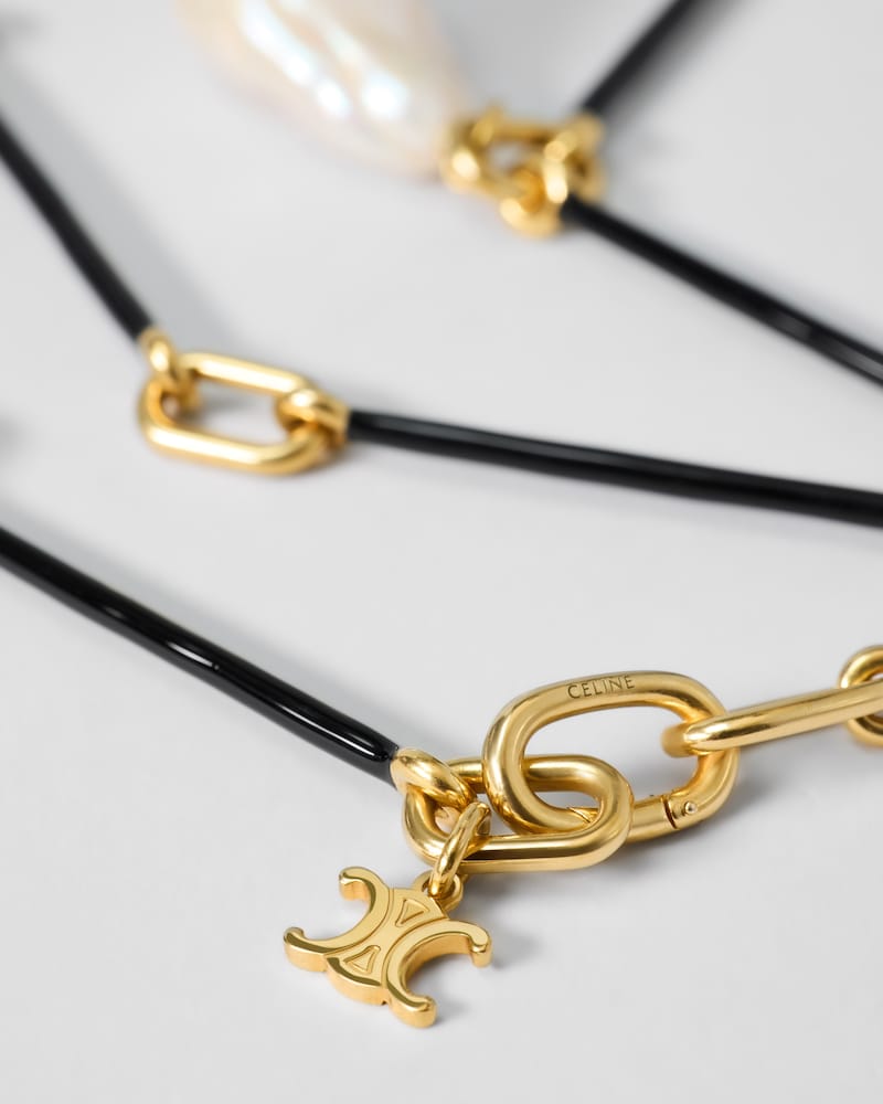 SHELL BAROQUE NECKLACE IN ENAMEL, NATURAL PEARL AND BRASS WITH GOLD FINISH - BLACK / GOLD - NECKLACES - 1 | CELINE