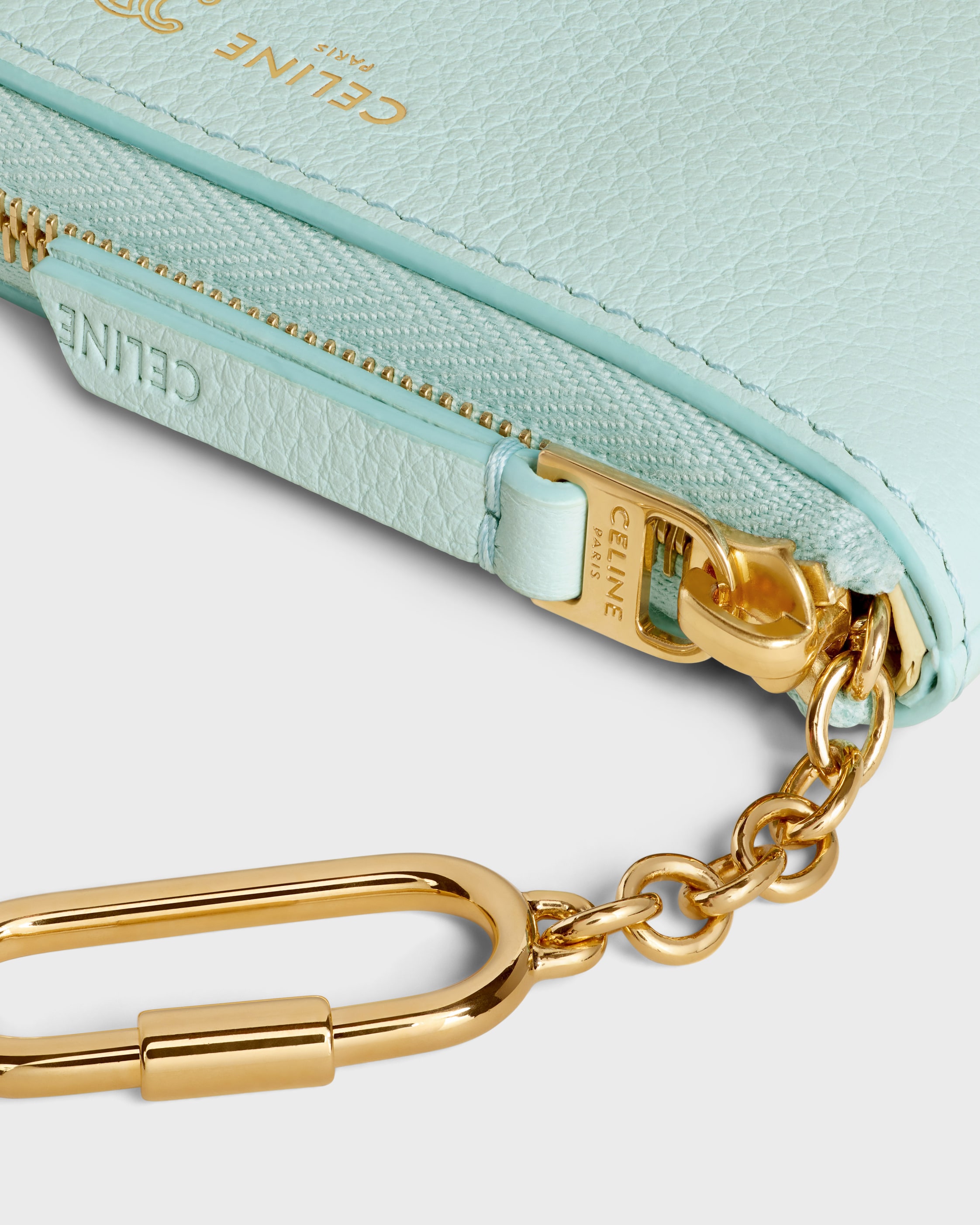 COIN PURSE TRIOMPHE STAMP IN GRAINED SUPPLE CALFSKIN - POWDER BLUE