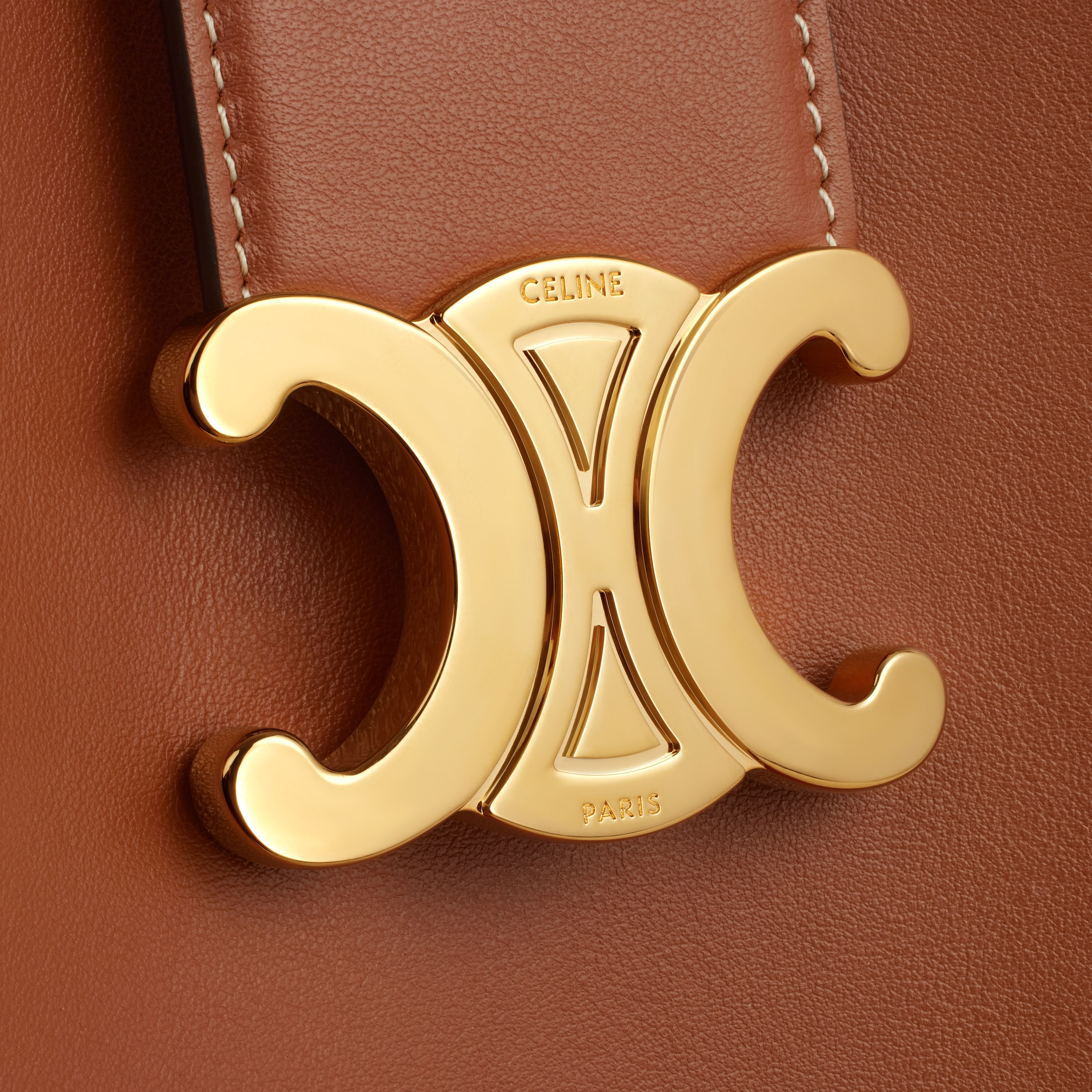 MEDIUM BUCKET LOUISE IN SMOOTH CALFSKIN - TAN | CELINE