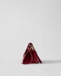 리틀 프리즘 소프트 트리옹프 - 서플 샤이니 램스킨 - 레드 벨벳 - 크로스백 - 2 | CELINE