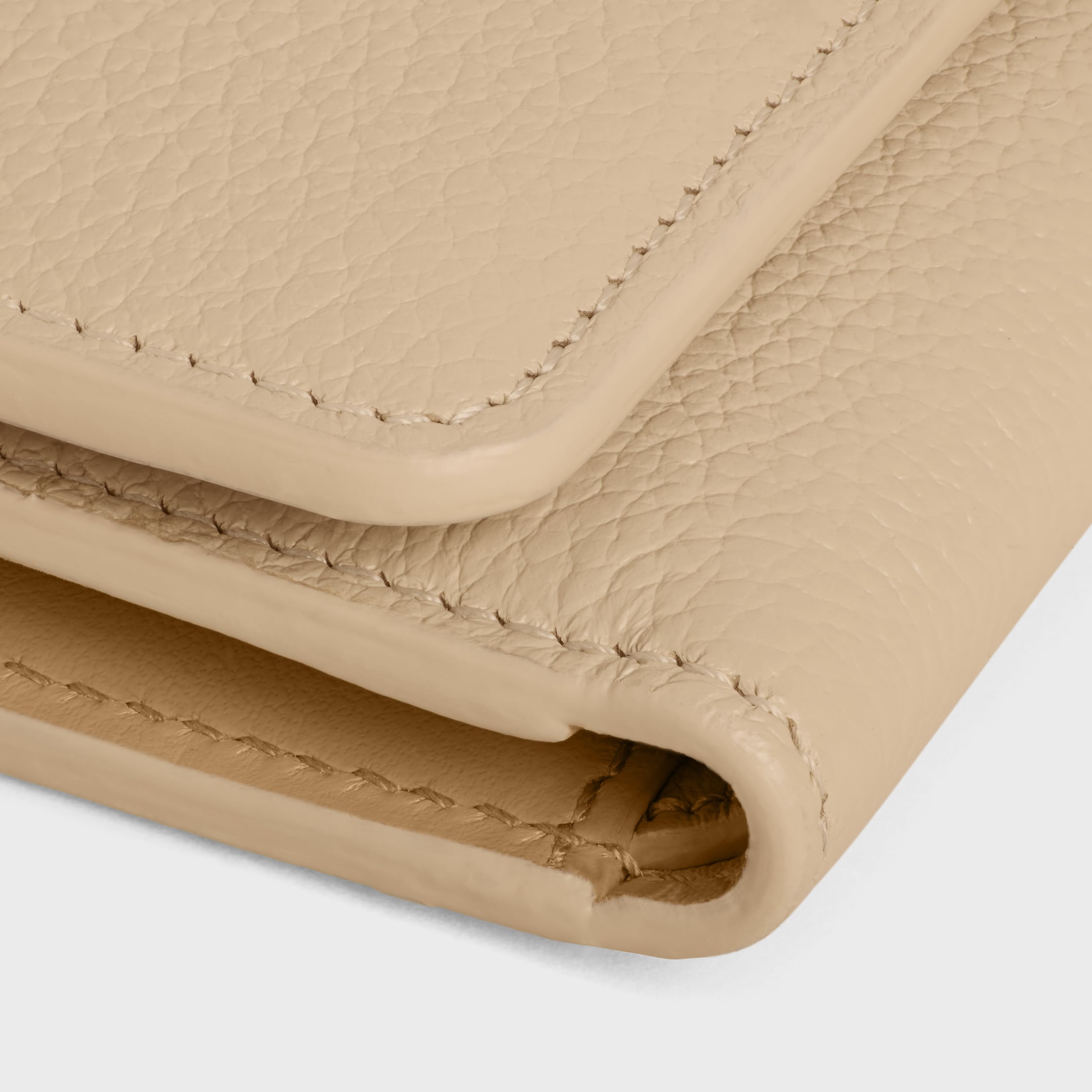 FINE WALLET TRIOMPHE STAMP IN GRAINED SUPPLE CALFSKIN - DEEP IVORY