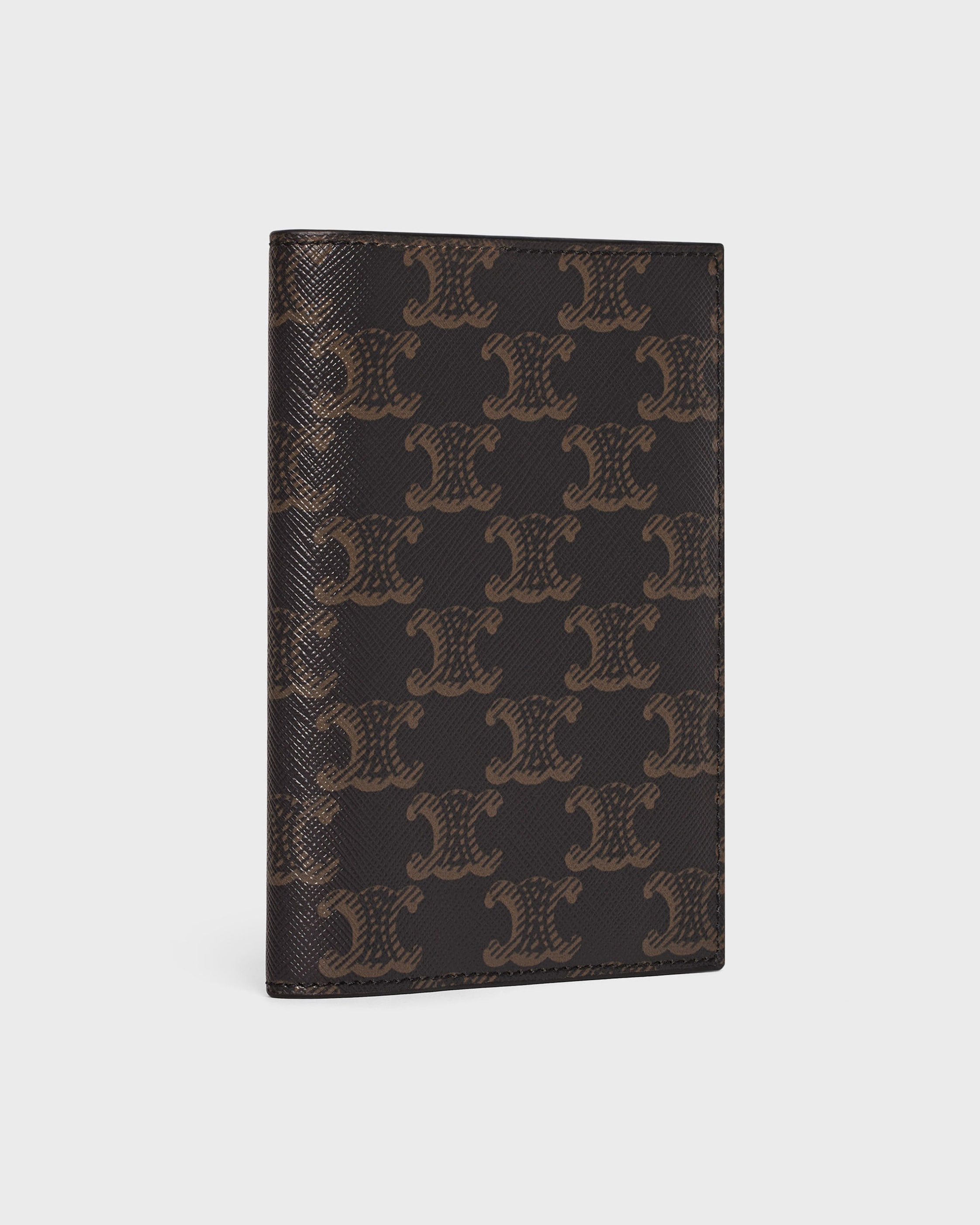 PASSPORT COVER IN TRIOMPHE CANVAS - BLACK / TAN | CELINE