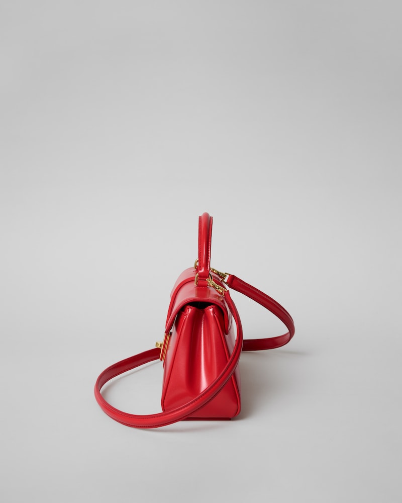 16 EAST WEST IN SATINATED CALFSKIN - ULTRA RED - ALL BAGS - 1 | CELINE