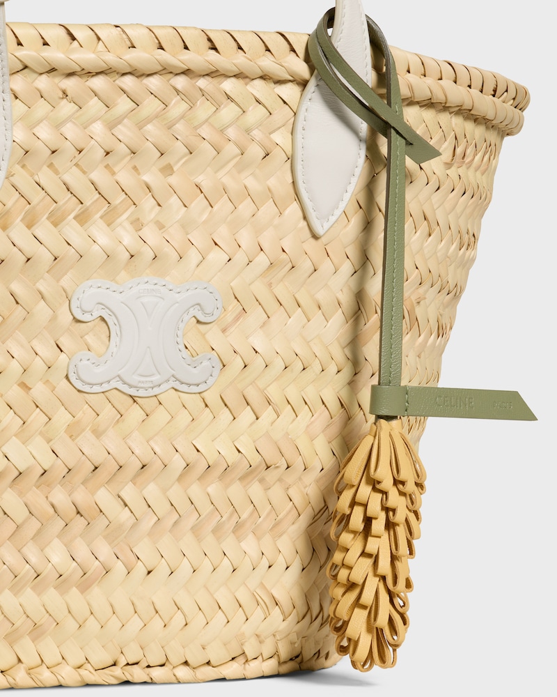 ชาร์ม WHEAT หนังแกะผิวสัมผัสเรียบ -  สีโพลเลน/สีกากีอ่อน - ชาร์มกระเป๋า - 1 | CELINE