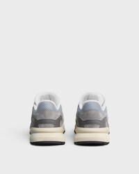 RUNNER SNEAKER IN CALFSKIN, SUEDE CALFSKIN AND MESH - GREY / ECRU -  - 2 | CELINE