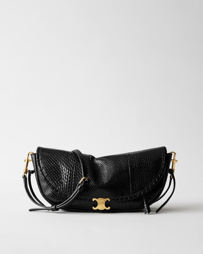 SOFT TRIOMPHE LITTLE HALFMOON หนังไพธอน - สีดำ - กระเป๋าสะพายไหล่ - 1 | CELINE