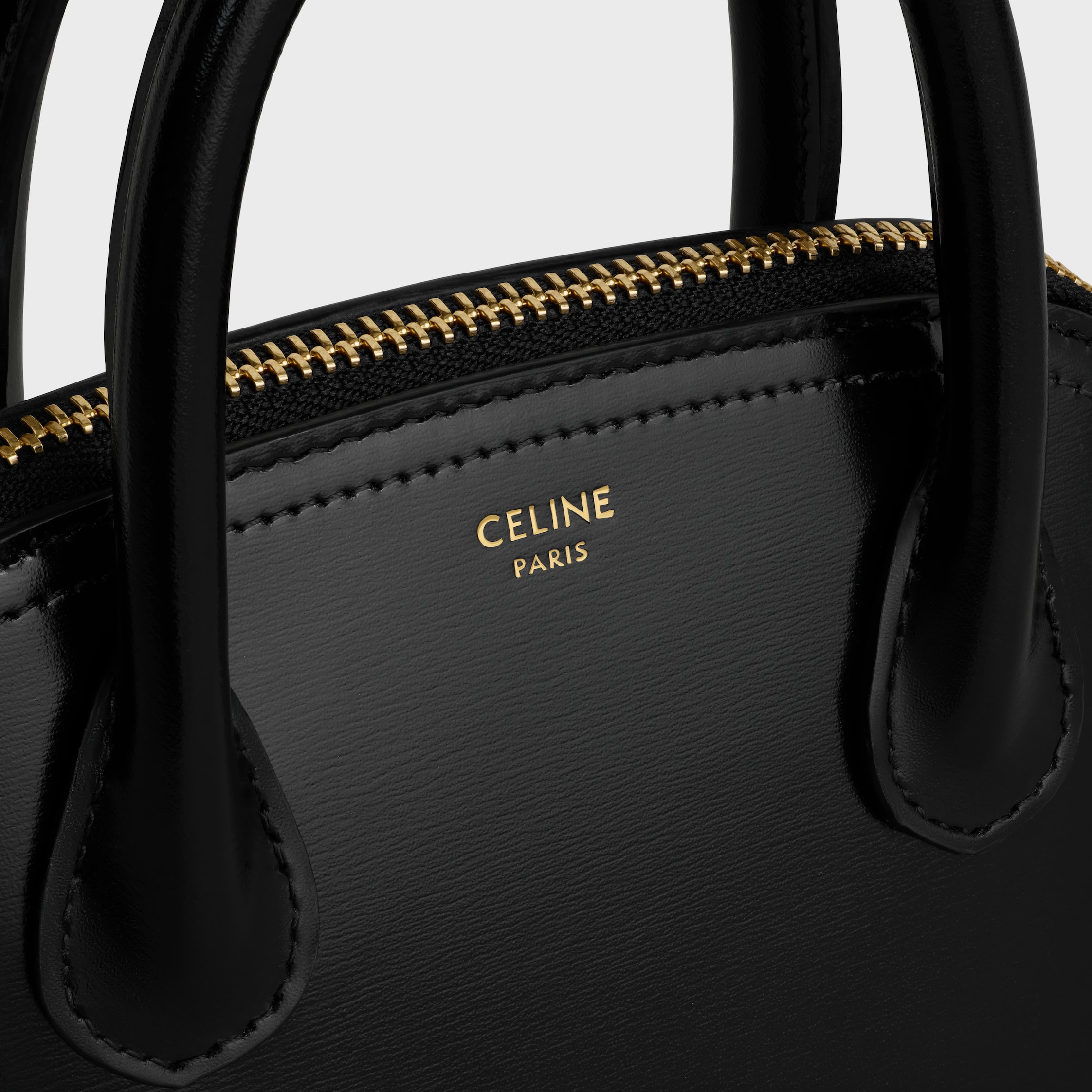 ◆国内直営◆【CELINE】ミニ オノリン シャイニーカーフスキン ミニ オノリン / シャイニーカーフスキン - ブラック | CELINE