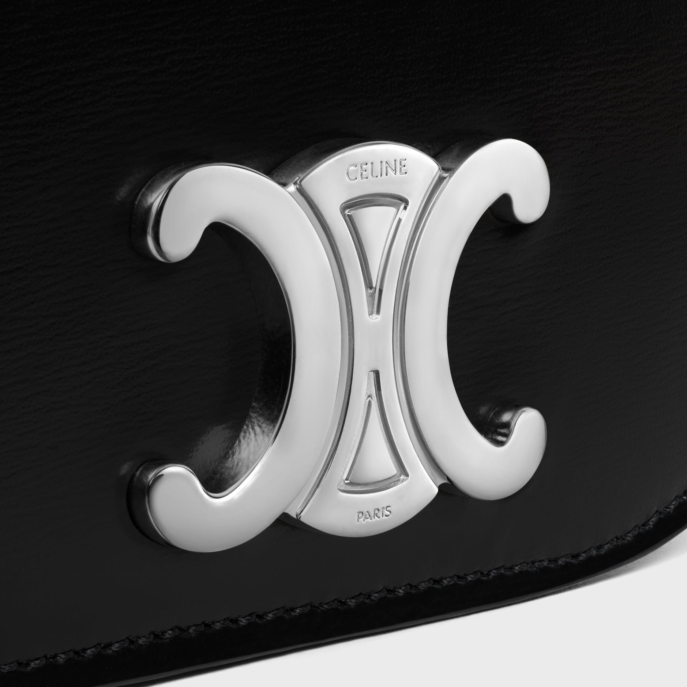 CELINE ボニーバックパックトリオンフ キャンバス＆カーフスキン ミニ クロスボディバッグ トリオンフ / シャイニーカーフスキン