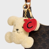 TRIOMPHE POM-POM CHARM APPLE IN SHEARLING AND CALFSKIN - NATURAL / ULTRA RED - CHARMS AND ACCESSORIES - 2 | CELINE