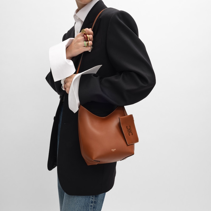 스몰 호보 - 부드러운 서플 카프스킨 - 탠 - NEW - 1 | CELINE