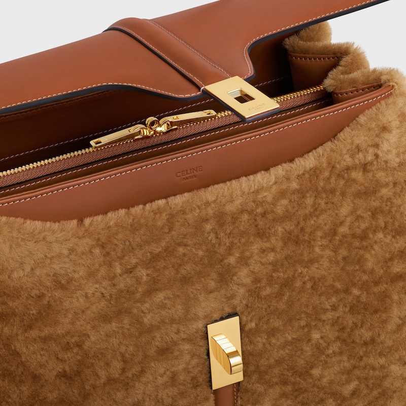 BOLSO&nbsp;16 CLASSIQUE DE PIEL DE BORREGO Y PIEL DE BECERRO - MARR&Oacute;N - BOLSOS CON ASA SUPERIOR - 1 | CELINE