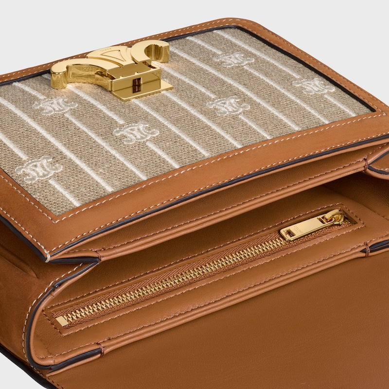 BOLSO TEEN TRIOMPHE DE TEJIDO CON MOTIVO INTEGRAL TRIOMPHE Y PIEL DE BECERRO - AVELLANA / BLANCO - BOLSOS EN BANDOLERA - 1 | CELINE