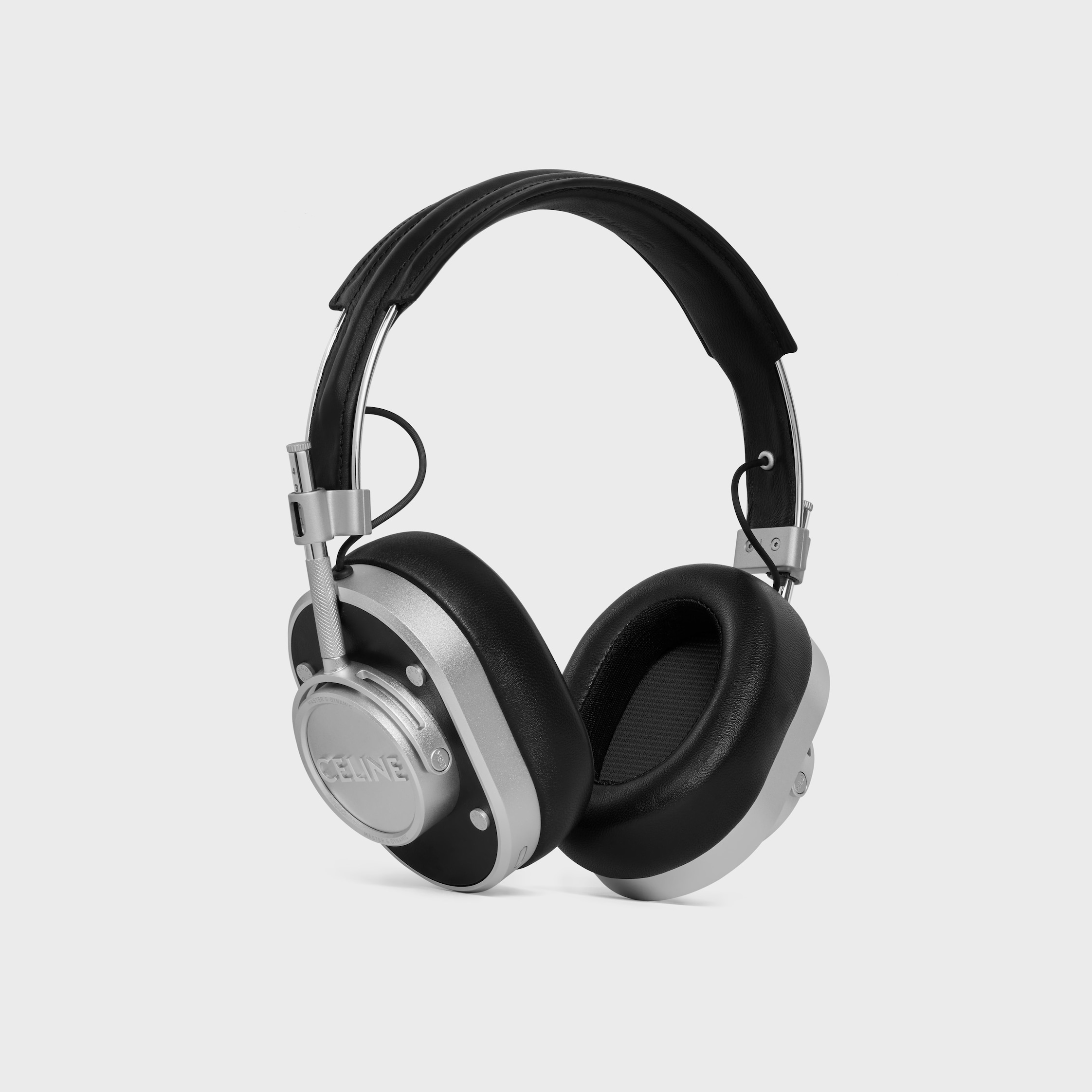 CELINE ワイヤレスヘッドホン ブラウン CELINEからMASTER & DYNAMICとのコラボレーションによる