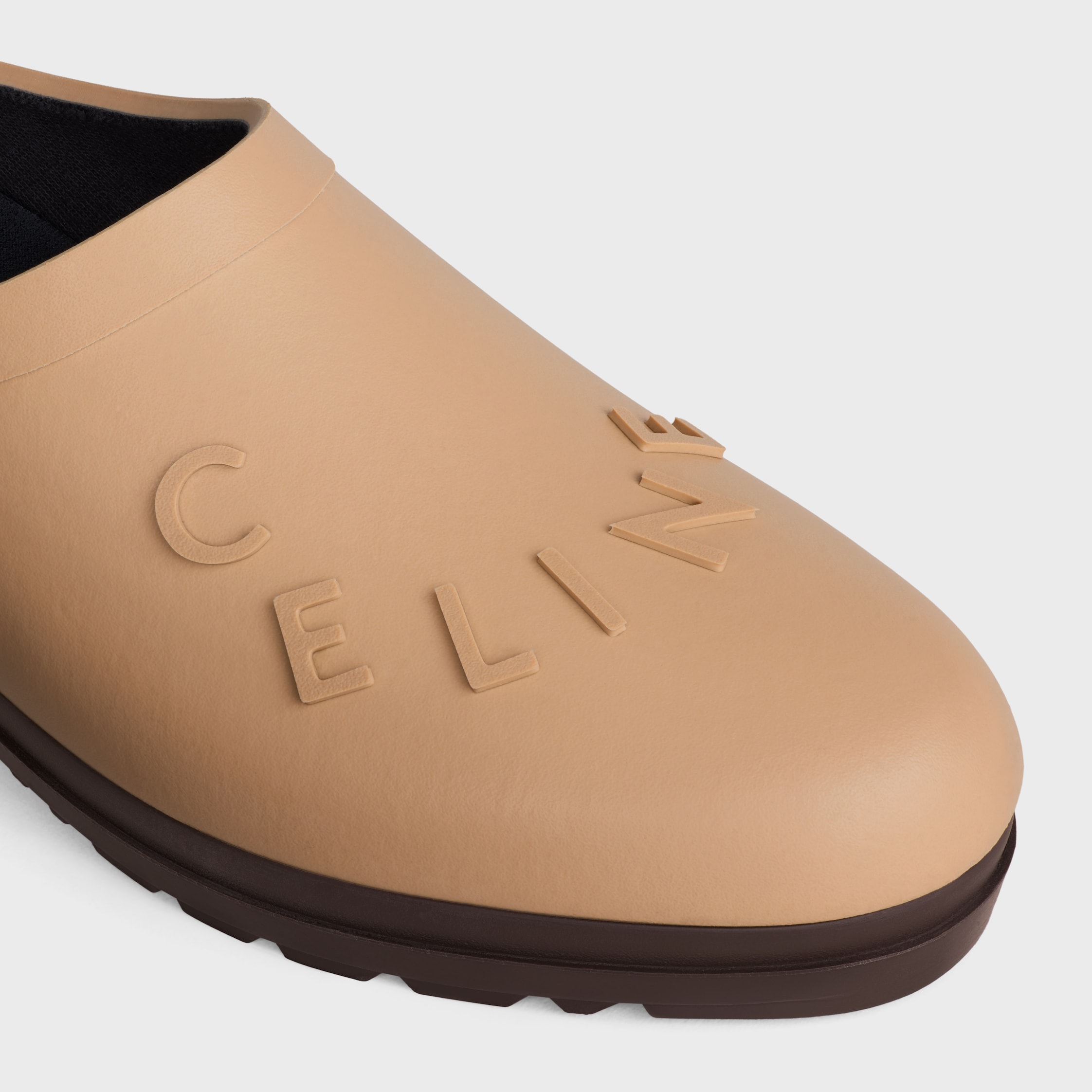 CLOG GARDEN EM BORRACHA NATURAL - Bege / Marrom Escuro | CELINE