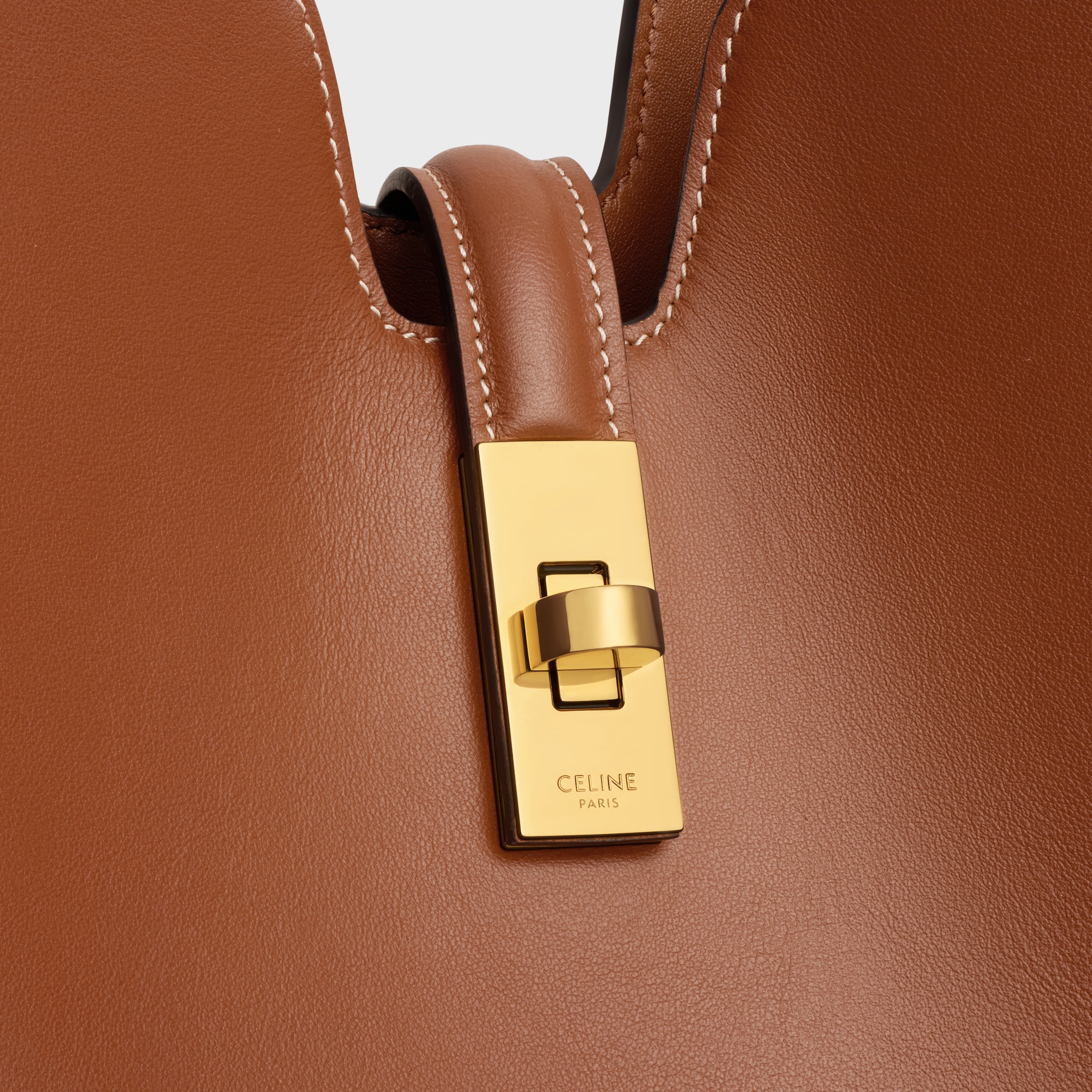 エレガントな品格◇CAMILLE 16 スモール バッグ◇CELINE SMALL CAMILLE 16 SOFT BAG IN SMOOTH CALFSKIN - | CELINE