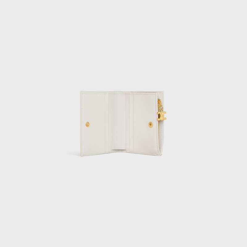 COMPACT WALLET TRIOMPHE CHARMS IN GRAINED CALFSKIN - RICE - WALLETS - 1 | CELINE