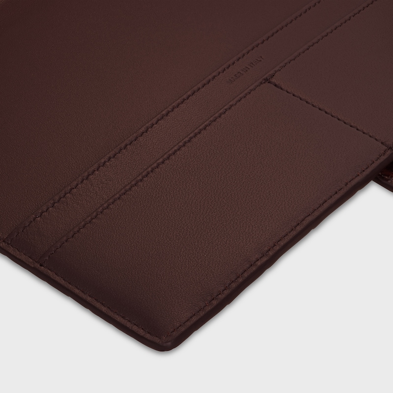 MEDIUM NOTEBOOK COVER IN CROCODILE NILOTICUS - CHOCOLATE - NEW COLLECTION MEN - 1 | CELINE