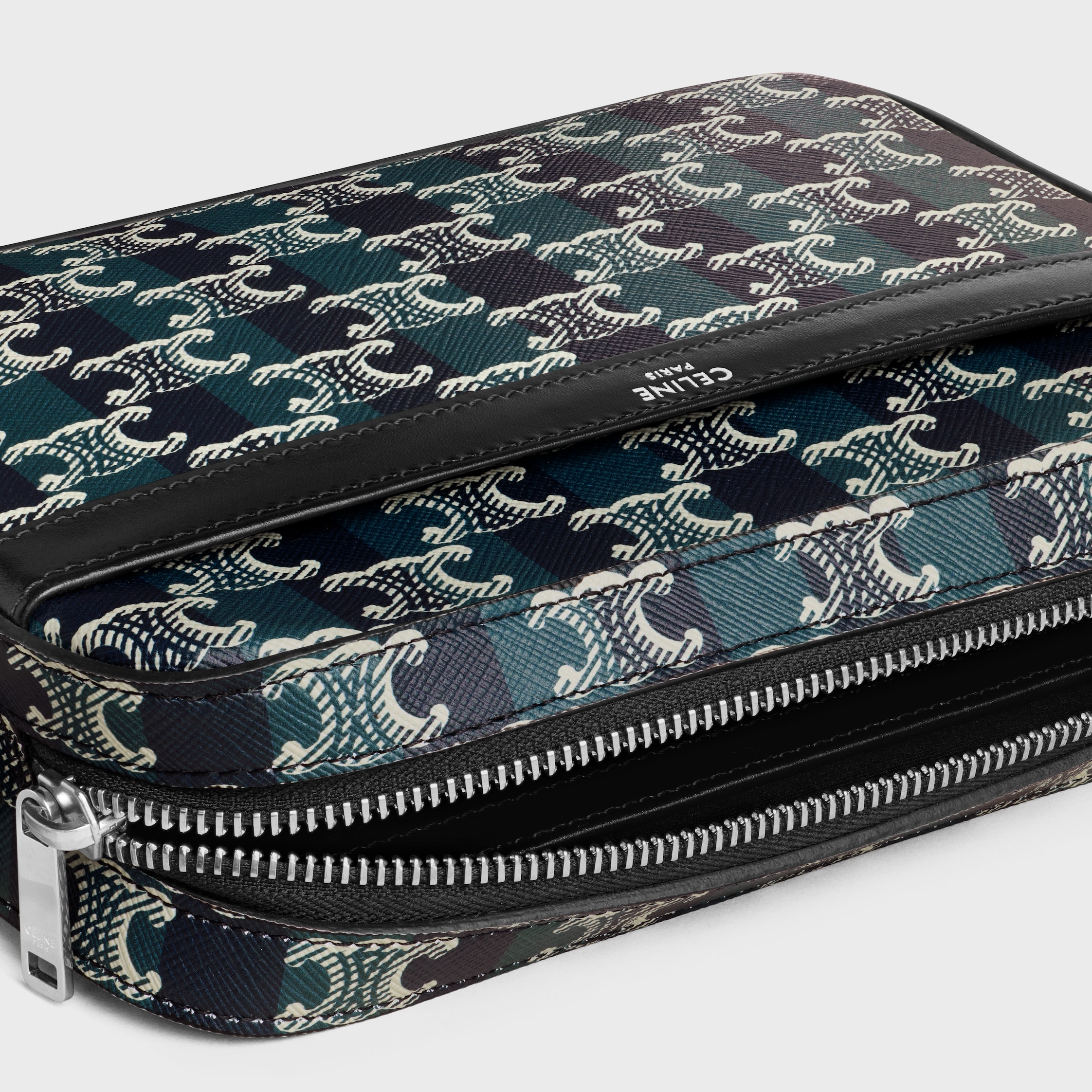 CELINE ミニトリオンフメッセンジャーバッグ 楽天市場】CELINE セリーヌ BESACE MINI TRIOMPH SHOULDER BAG